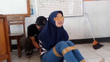 Background nonton video viral Bokep Bocil Diiket Mau Diewe Pak Guru