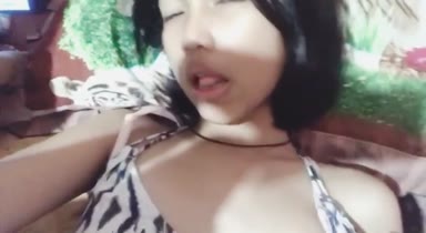 Background nonton video viral Bocil Cola Petakilan Akhirnya Dientot