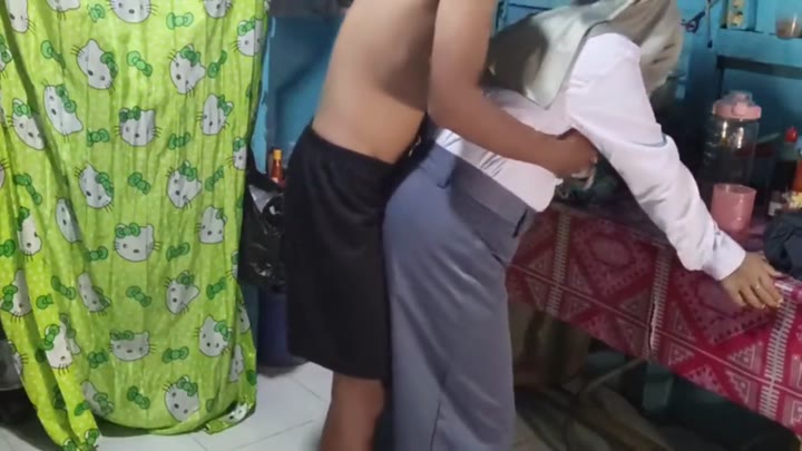 Background nonton video viral Pas Masih SMP Bocil Ga Nyangka Diewe Tetangga Sampe Nangis Terbaru Doodstream